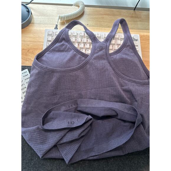 Lululemon Women's Ebb to Street Tank *Light Support B/C Cup, Size 10, Like New - Picture 4 of 4